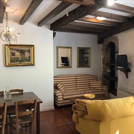 Apartamentos La Casona Ucieda 외부 사진